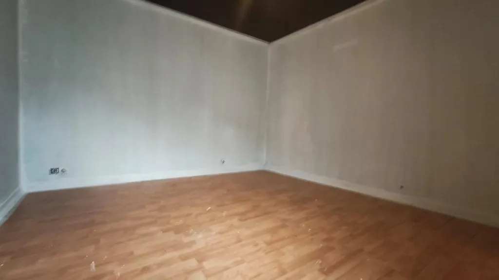 Toad - Renovable Flat with Balcony in Drancy