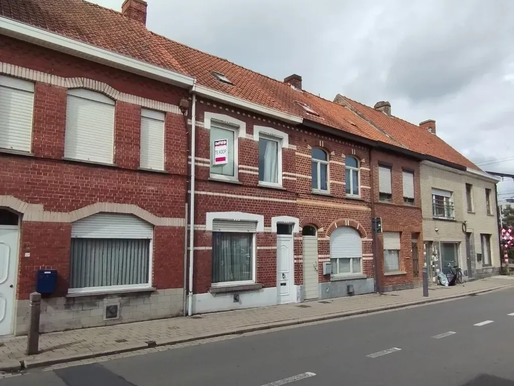 Välivaade - Renovatable House in Izegem Centre