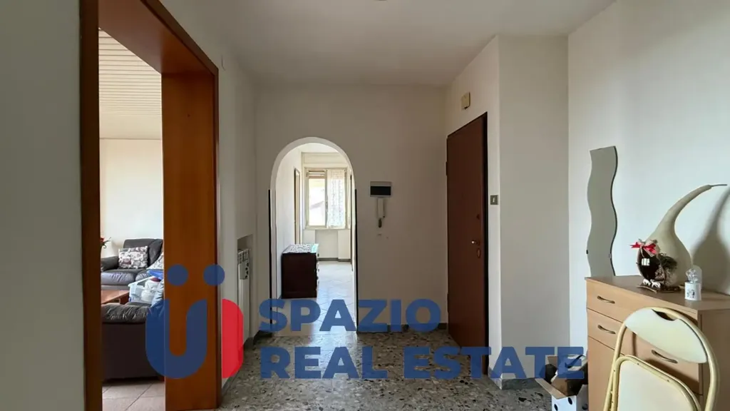 hallway_entrance