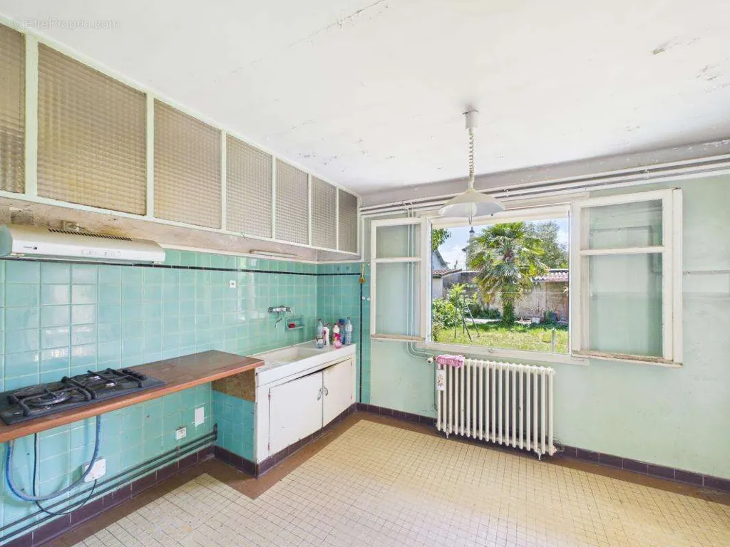 Maison 9 pièces à Tarbes