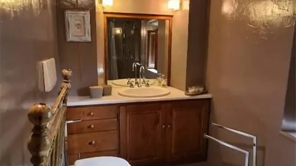 7-room house in IT