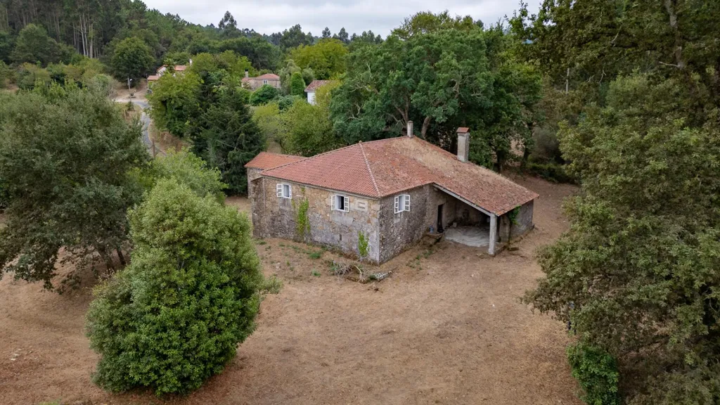 Vista aerea - Restoration Opportunity with Forest in Silleda