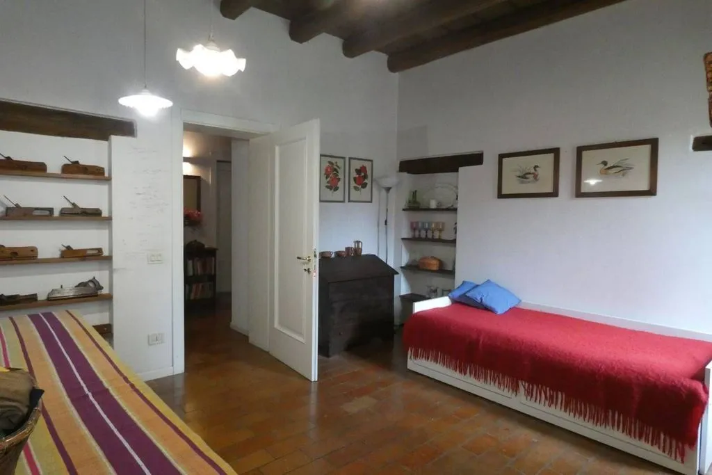 Chambres - Luxury Villa with Private Garden in Due Carrare