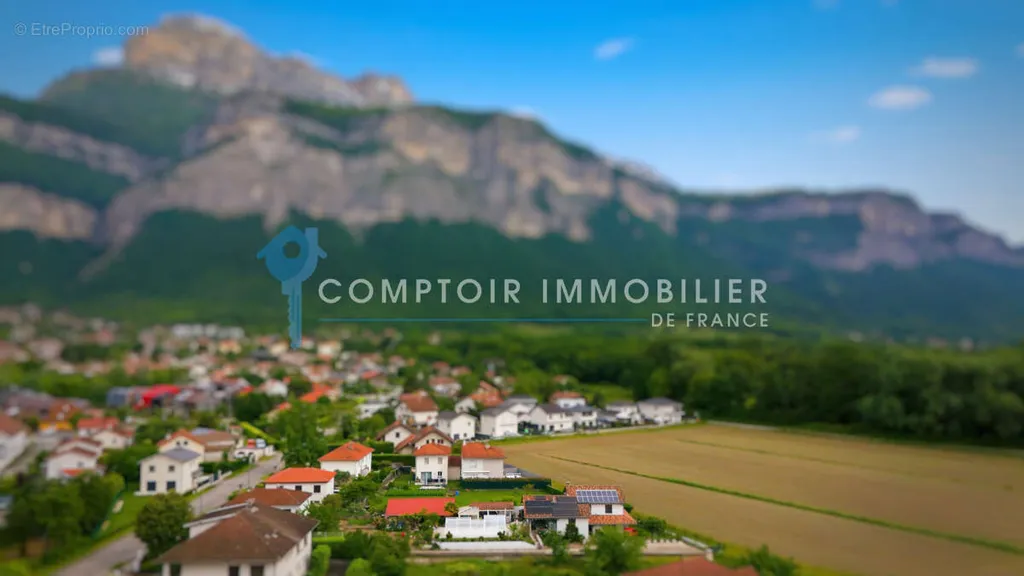 Viabilised Plot with Garden in Crolles