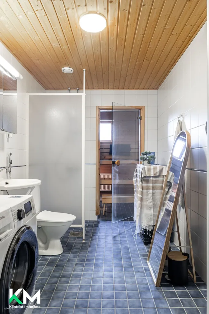 Salles de bain - One-Bedroom Flat with Sauna in Jalkaranta