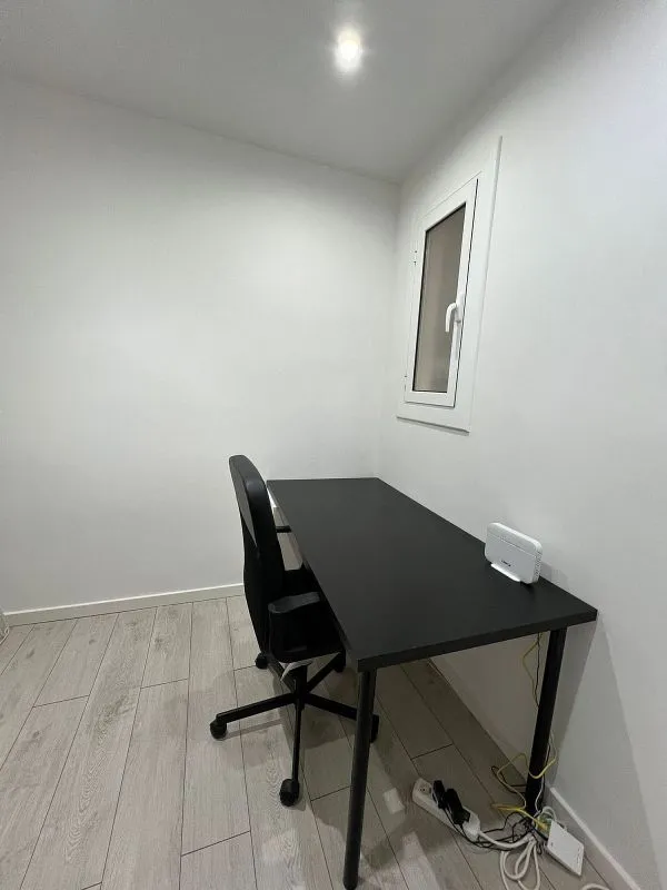 Office - Modern Flat with Air Conditioning in Eixample