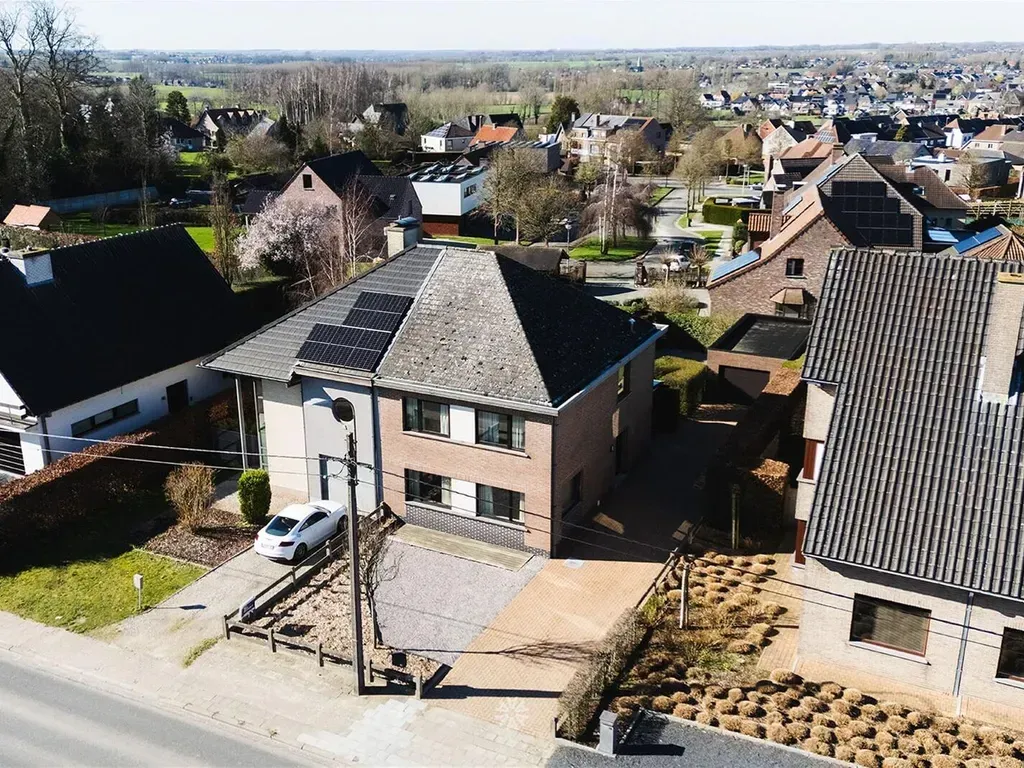 Õhuvaade - Light-Filled Semi-Detached House in Zottegem