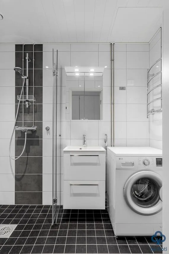 Salles de bain - Corner Apartment with Balcony in Turku Ilpo