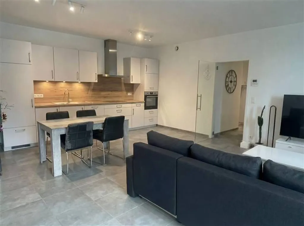 Elutuba - Modern Apartment with Terrace in Bastogne