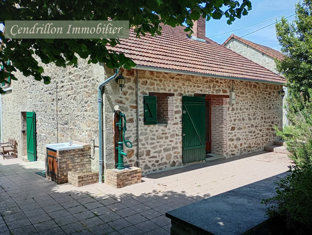 Jardin - Maison en Pierre avec Dépendances et Jardin à Proximité