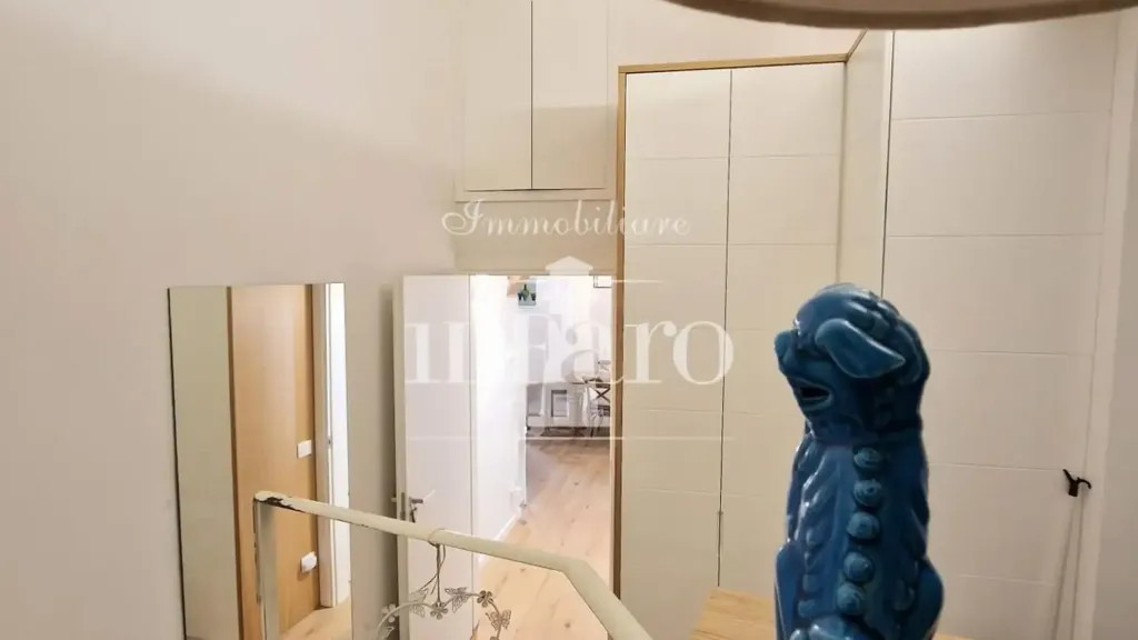 Entrée - Panoramic Apartment with Balcony in Signa