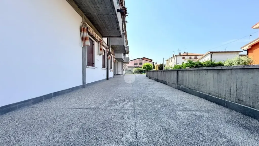 Extérieur - Ground Floor Apartment with Garage in Vigasio