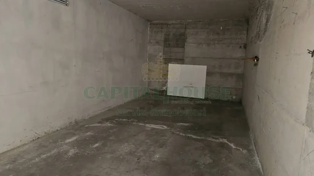 Garage - Apartment with Finished Loft in Vitulazio
