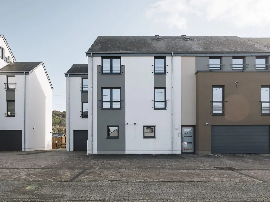Extérieur - Duplex avec Terrasse Sud à Aubange