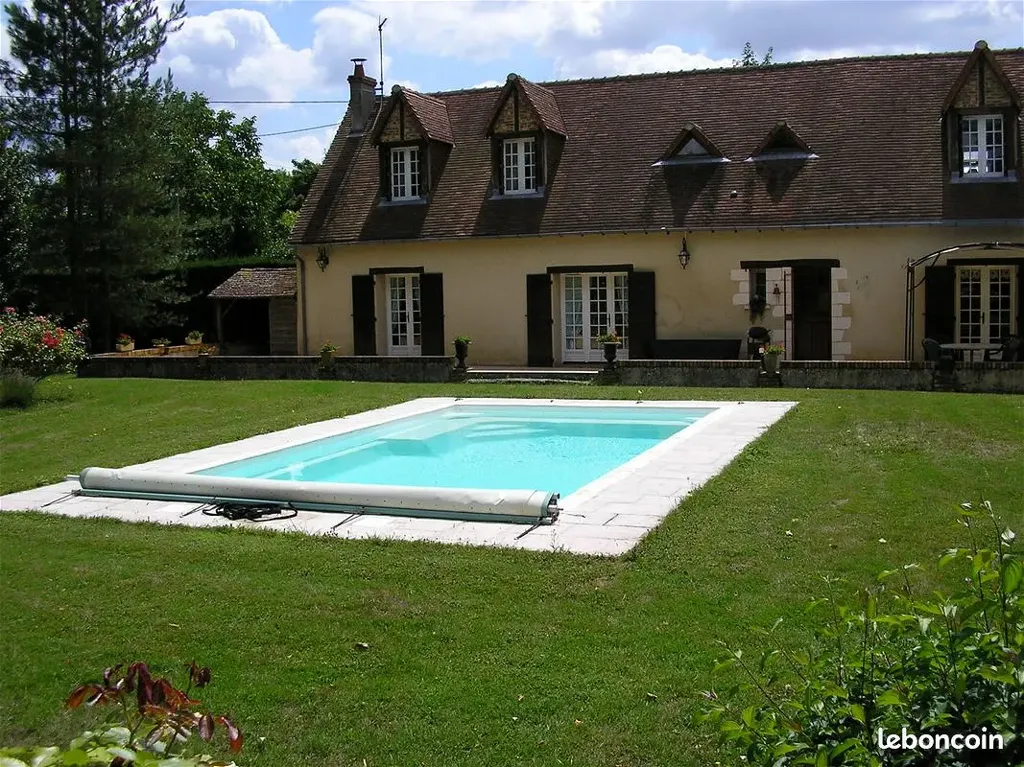 Bassein - Longère with Pool in Beaumont-Louestault