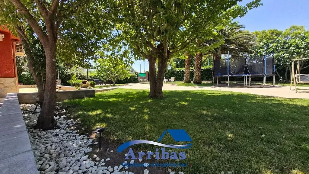 Jardin - Chalet with Pool in Escalona