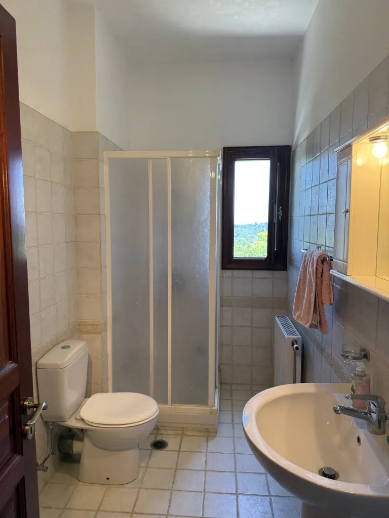 Bagni - 3-Storey Villa with Panoramic Views in Vasilika, Corfu