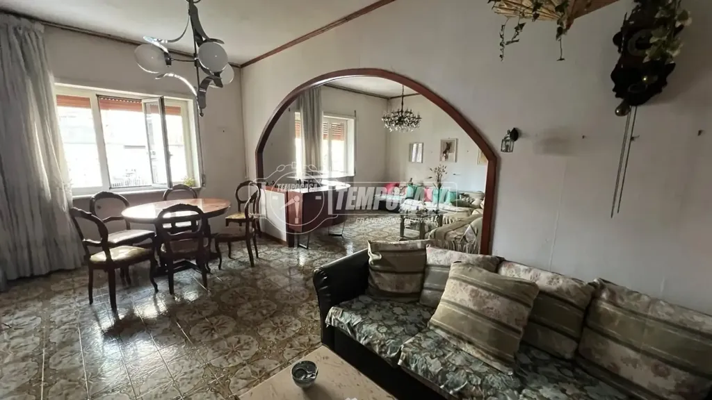 Séjour - 5-Bedroom Apartment with Lift in Naples