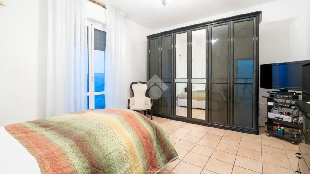 Magamistoad - Spacious Apartment with Garage in Guiglia