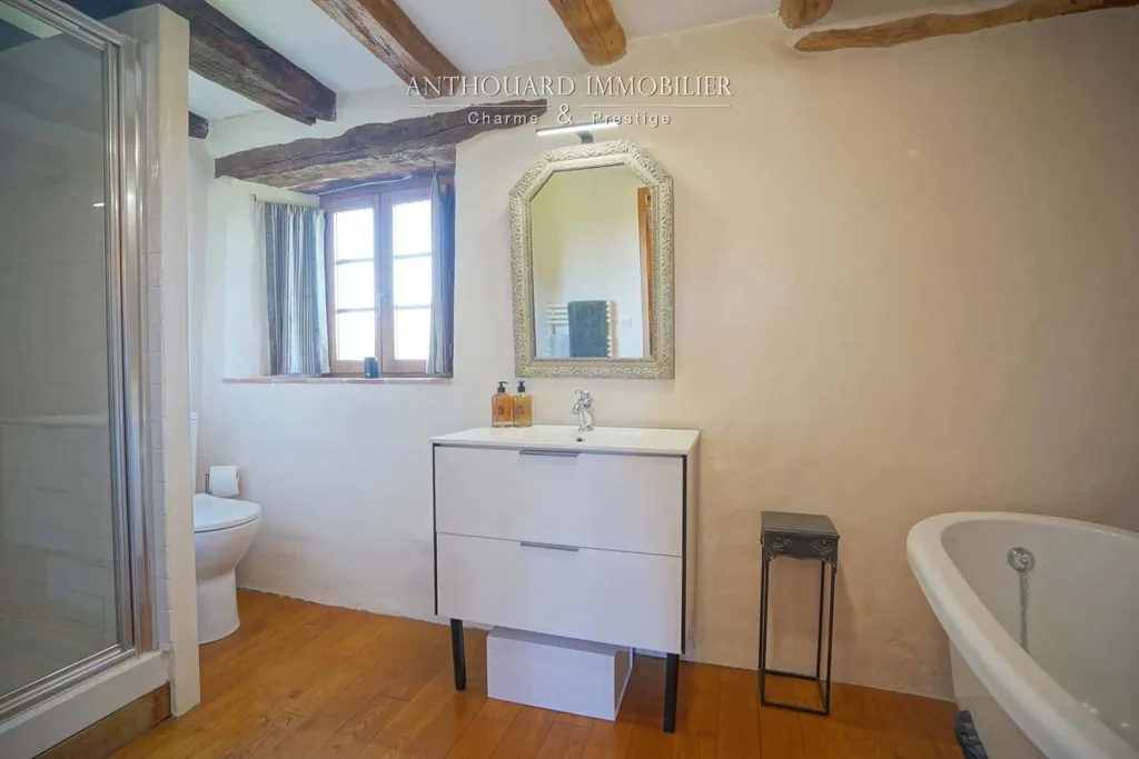 Vannitoad - Rustic Stone Farmhouse with Pool in Périgord