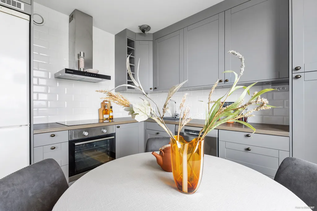 Köök - Modern Flat with Panoramic View in Järfälla