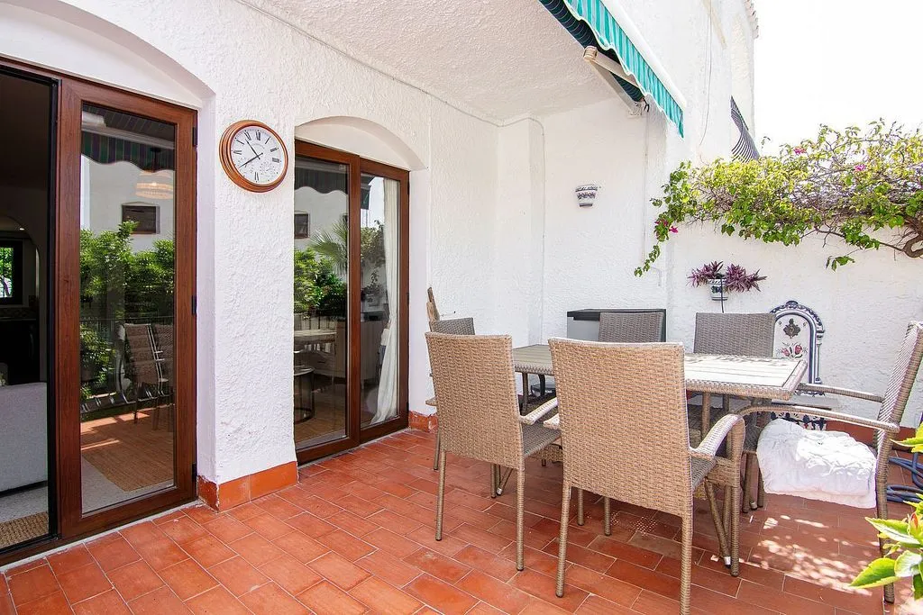 Terrasse - Semi-detached House with Pool in Capistrano