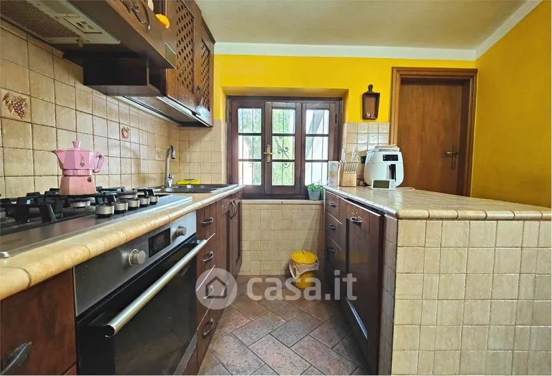 Cucina - Two-Storey Apartment with Panoramic Terrace in Capannori