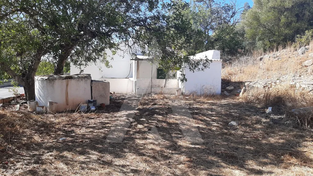 Aed - Restoration Plot with Mountain View near Faro