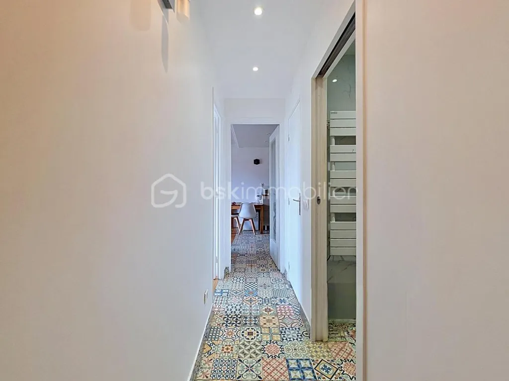 Entrée - Appartement Rénové avec Parking au Blanc-Mesnil