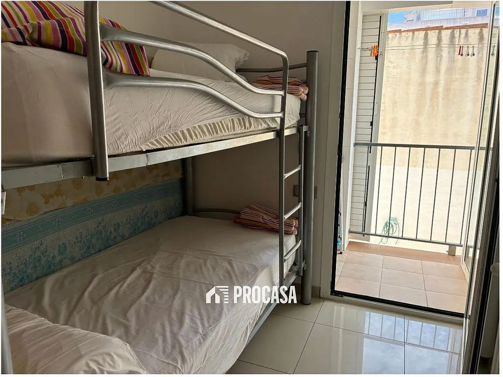 Magamistoad - Apartment with Balcony and Terrace in Centre - Roses