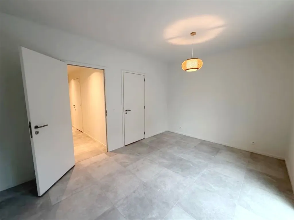 Pièces - Appartement Central avec Terrasse à Anvers