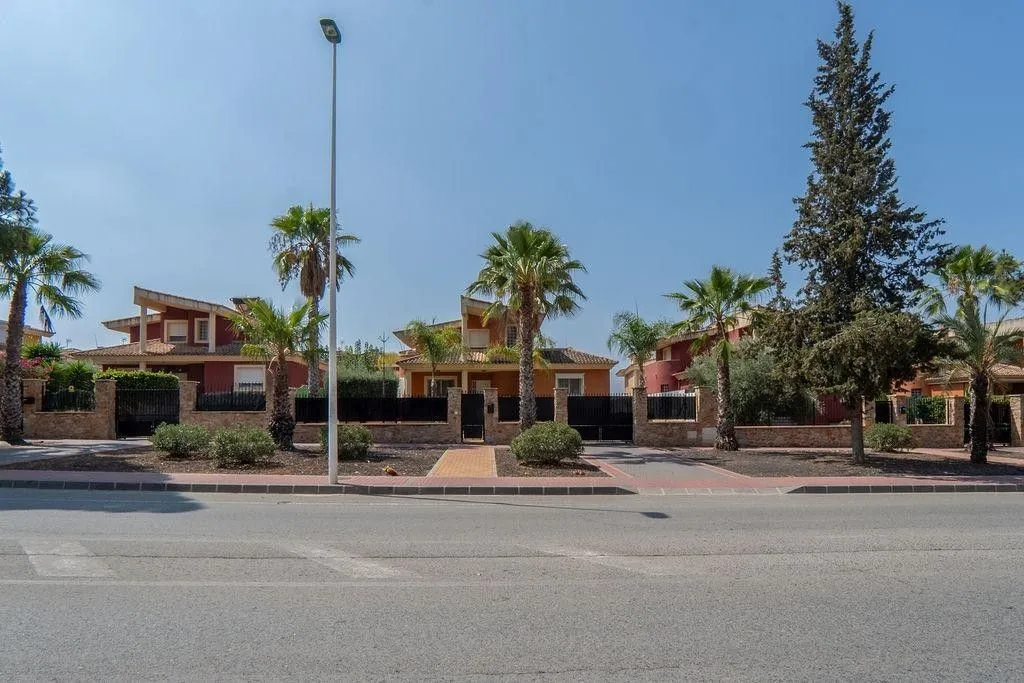 Välivaade - Detached House with Pool in Molina de Segura
