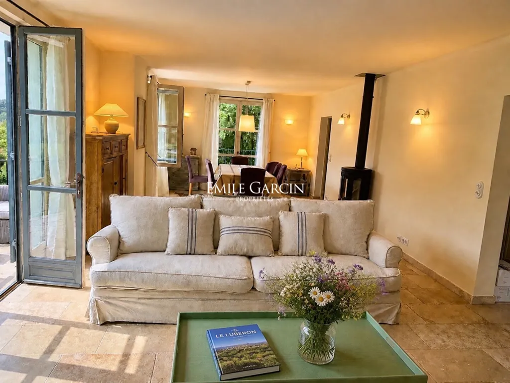 Elutuba - Luxury Villa with Pool near Ménerbes