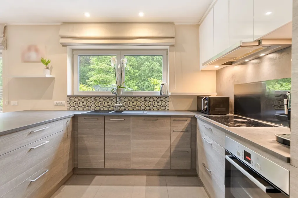 Cuisine - Maison Récemment Construite avec Terrasse à Clabecq