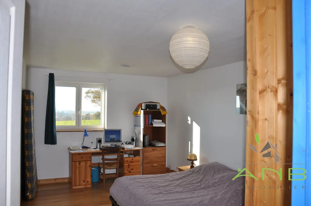 Chambres - Maison Contemporaine avec Vue Panoramique à Montbron
