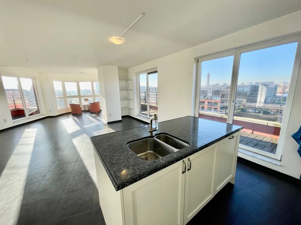 Köök - Penthouse with 300° View in Brussels