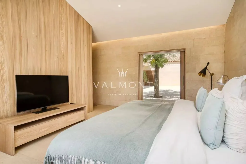 Chambres - Villa Luxueuse avec Vue Mer à Saint-Tropez