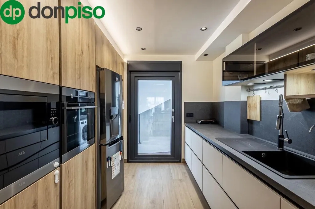 Cucina - Modernised Semi-detached Chalet in Albolote