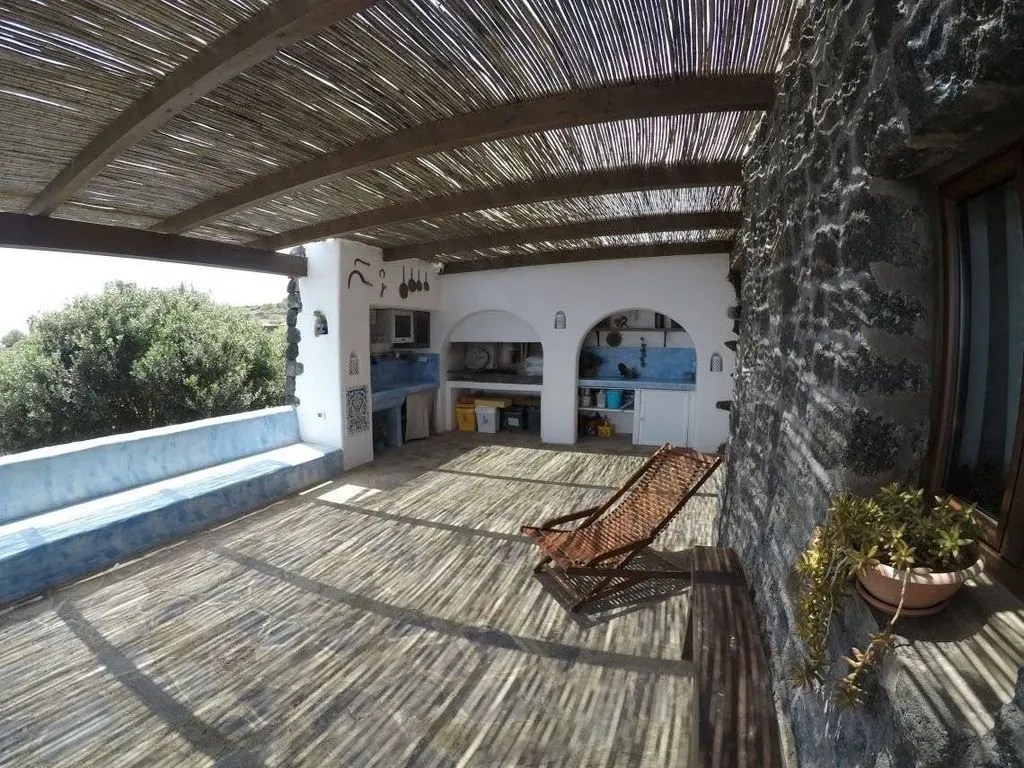 Terrass - Luxury Villa with Panoramic Sea View in Pantelleria