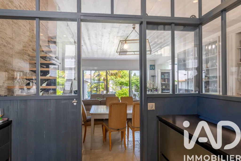 Cuisine - Villa rénovée avec vue mer à Saint-Martin-de-Ré
