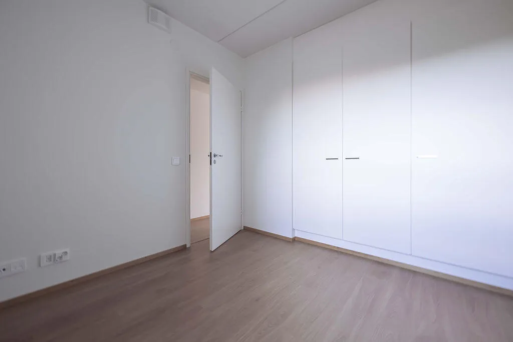 Toad - Bright 2-Bedroom Flat with Balcony in Espoo