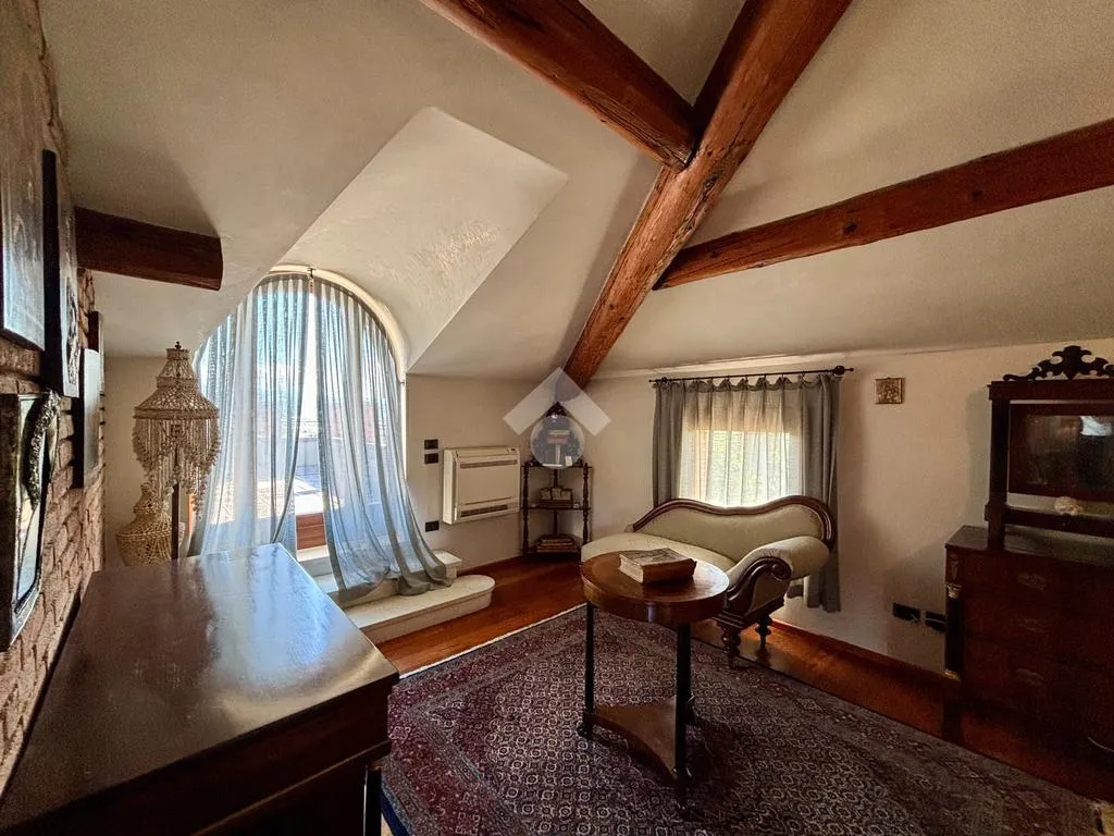 Stanze - Historic Villa with Pool in Sona