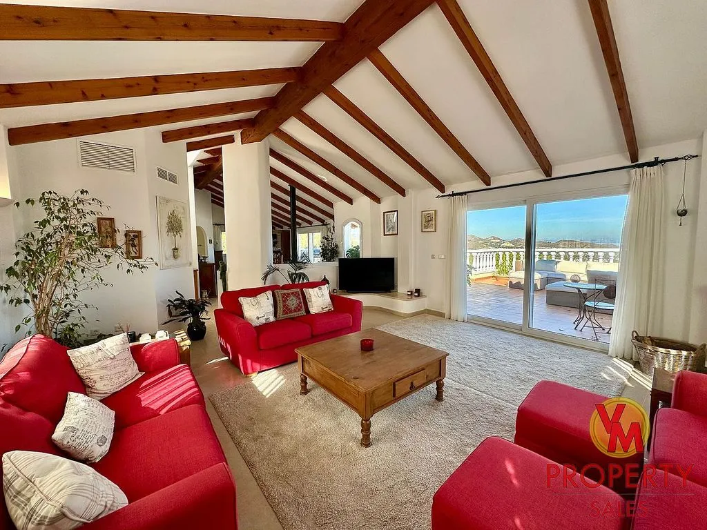 Séjour - Chalet with Pool in Golf Estate