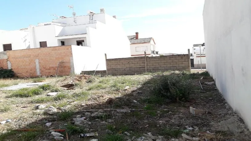 Aed - Plot with Development Potential in Córdoba