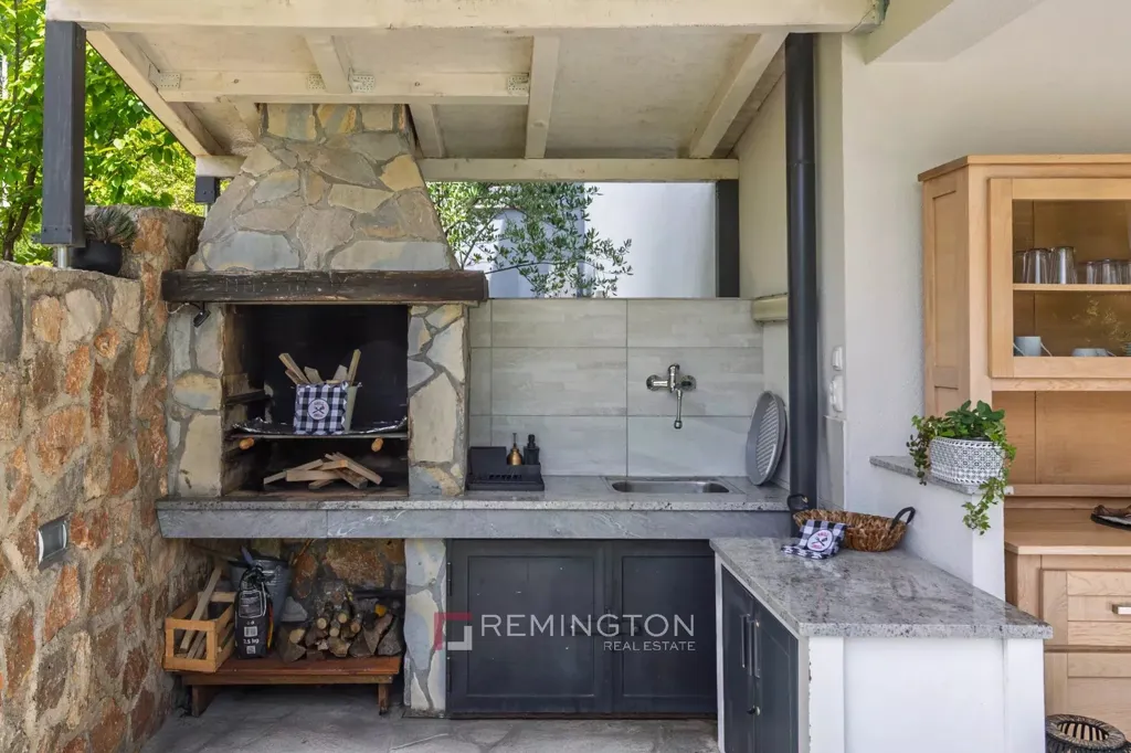 Terrasse - House with Heated Pool in Kvarner