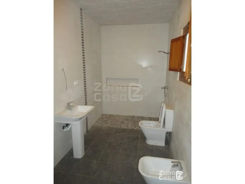 Salles de bain - House for Renovation in Barxeta Centre
