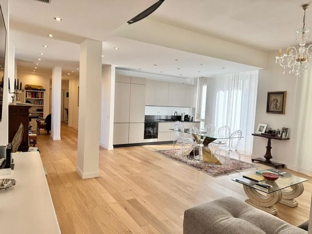 Soggiorno - Luxury Flat with Courthouse Proximity in Milan