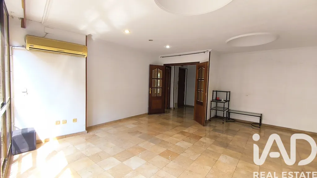 Living Room - Apartment with Central Location in Alicante