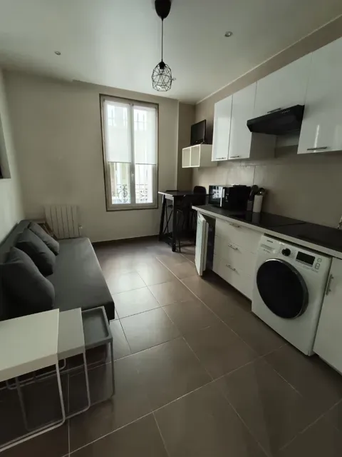 Cuisine - Appartement Meublé en RDC avec Cuisine à Paris 15e