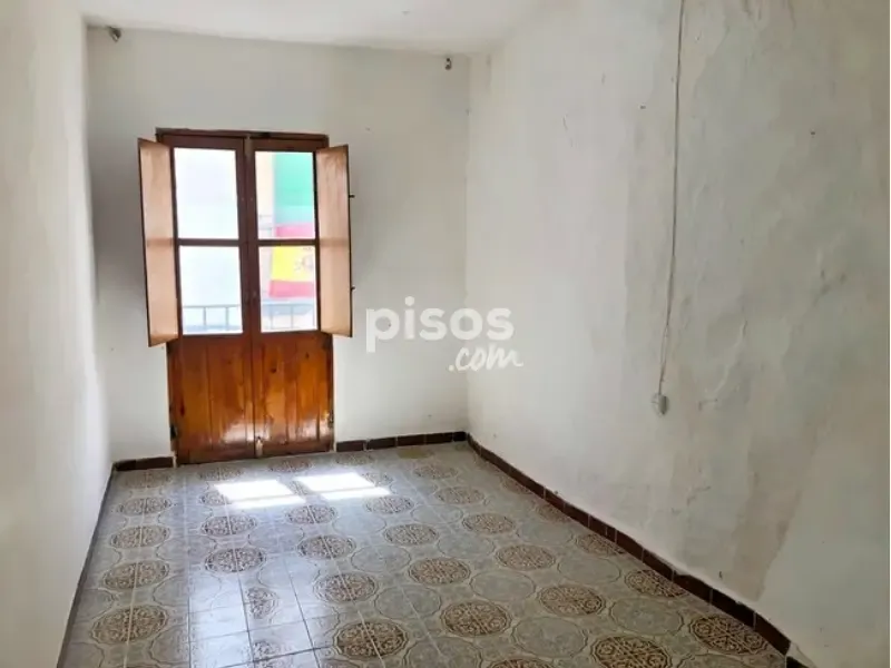 Toad - Adosado for Renovation in Ibros
